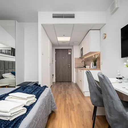 Pileckiego 59 Free Parking By Perfect Apart Warsaw Exterior photo