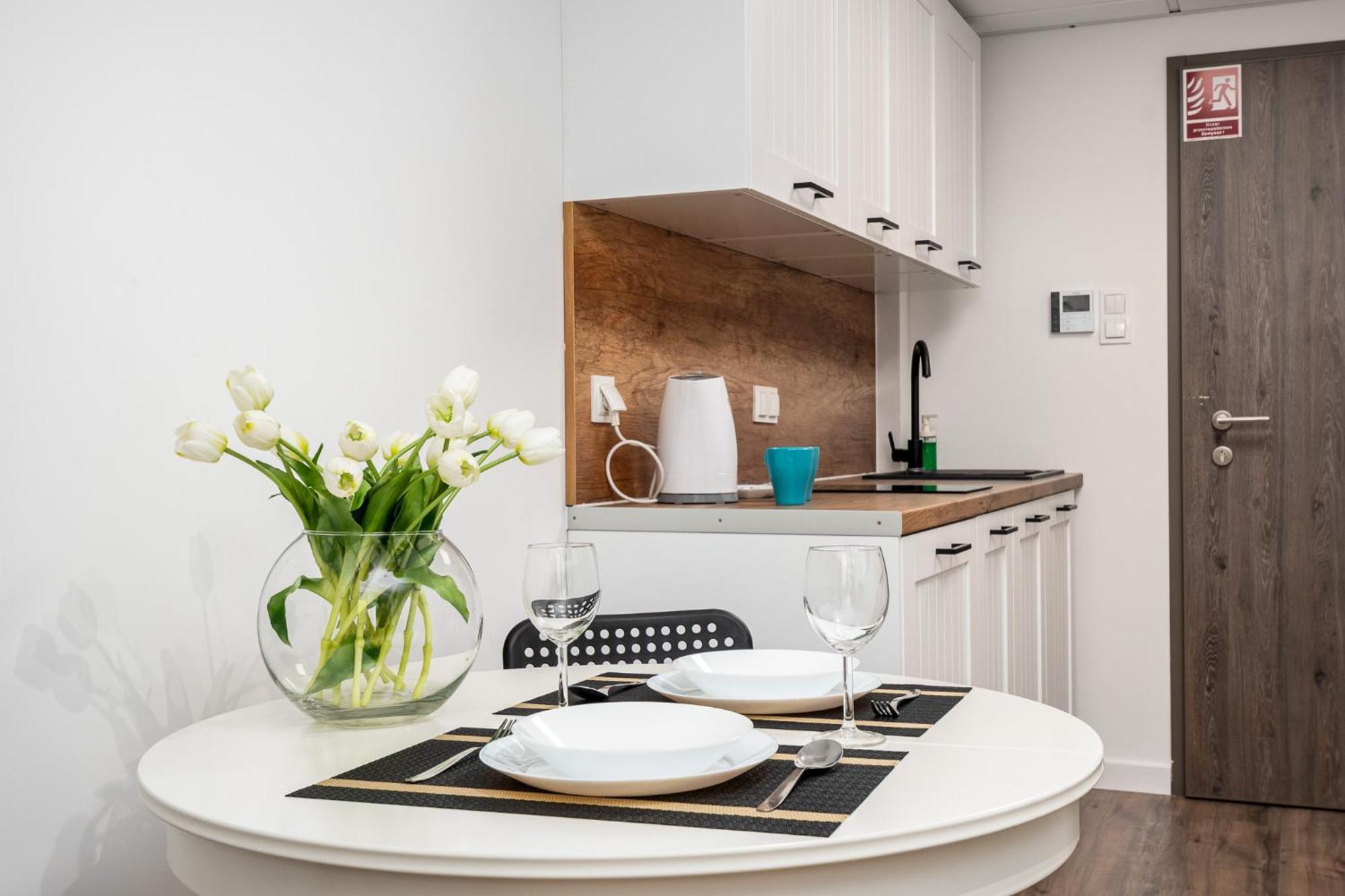 Apartment Pileckiego 59 Free Parking By Perfect Warschau
